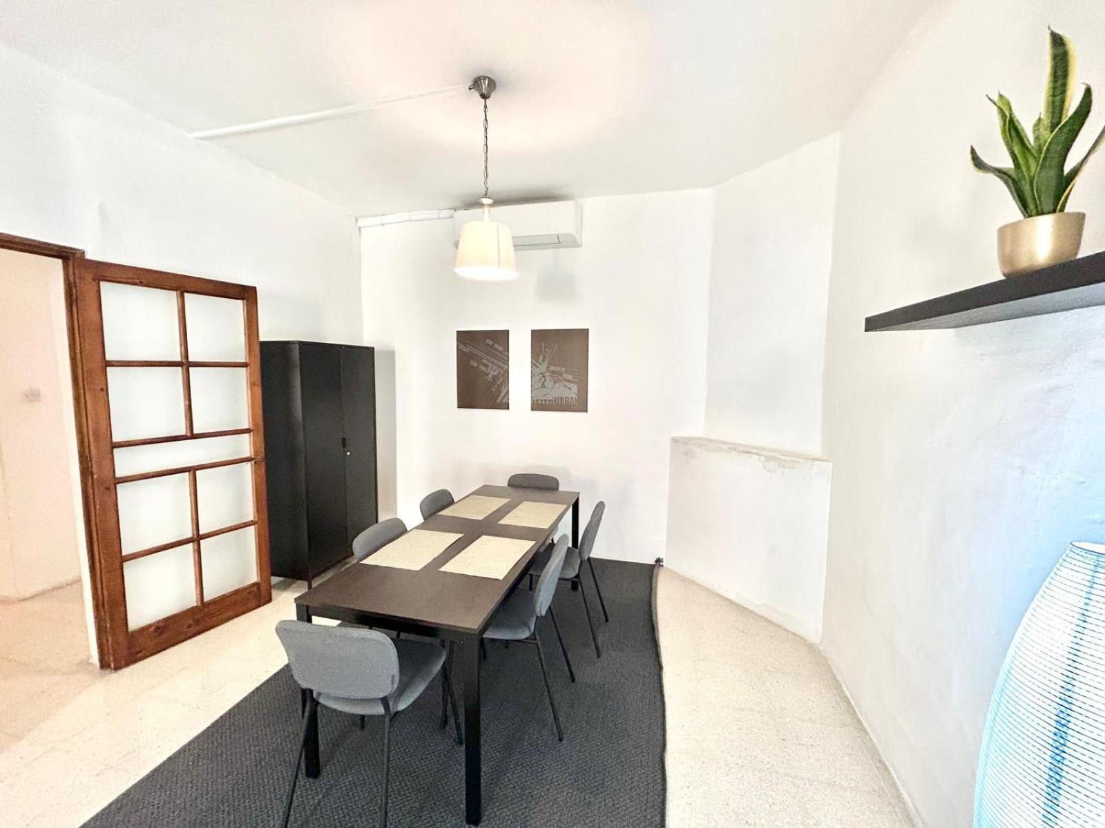 St Julians - Balluta Bay Large 3 Bedroom Apartment Sliema Buitenkant foto