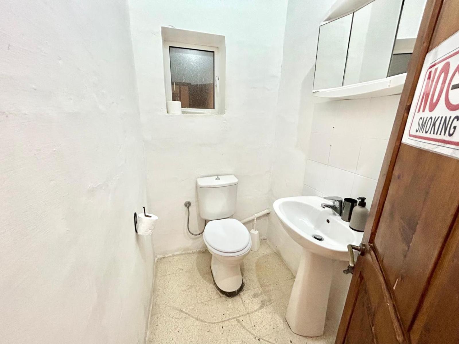 St Julians - Balluta Bay Large 3 Bedroom Apartment Sliema Buitenkant foto
